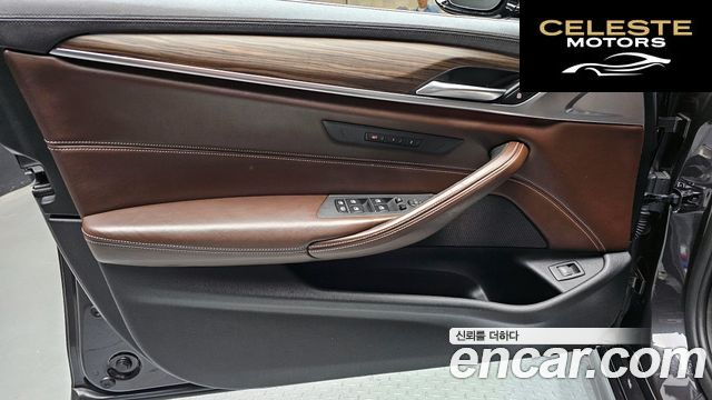 BMW Série 5 (G30) 520d M Sport Plus 2018 — photo 14 sur 31
