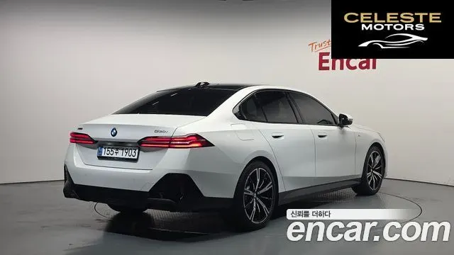 BMW Série 5 (G60) 530i xDrive M Sport 2024 — photo 2 sur 33