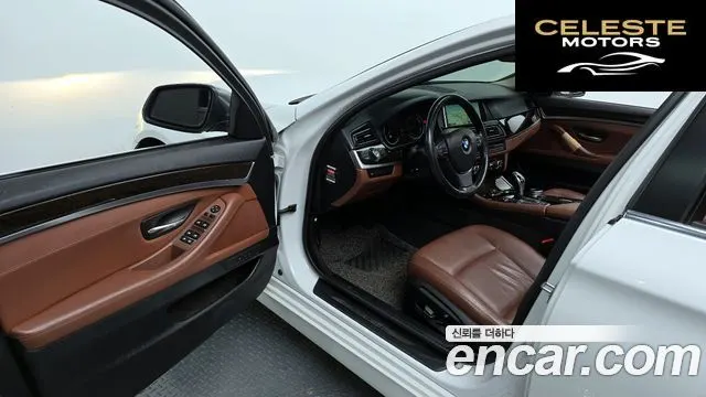 BMW Série 5 (F10) 528i 2014 — photo 12 sur 41