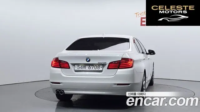 BMW Série 5 (F10) 528i 2014 — photo 3 sur 41