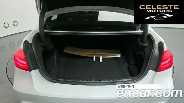 BMW Série 3 (F30) 320i M Sport 2018 — photo 21 sur 37
