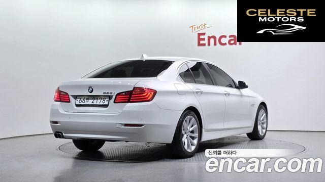BMW Série 5 (F10) 528i 2014 — photo 2 sur 20