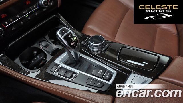 BMW Série 5 (F10) 528i 2014 — photo 9 sur 20