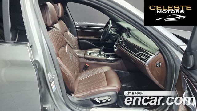BMW Série 7 (G11) 740Li xDrive M Sport 2021 — photo 18 sur 35