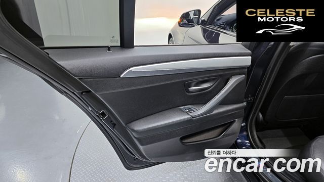 BMW Série 5 (F10) 528i M Aéro Dynamic 2016 — photo 14 sur 30