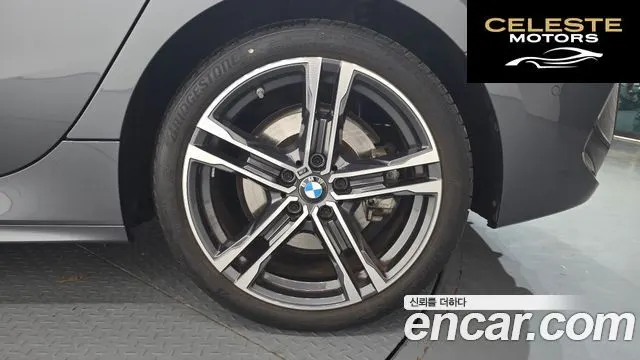 BMW Série 1 (F40) 120i M Sport 2021 — photo 7 sur 31