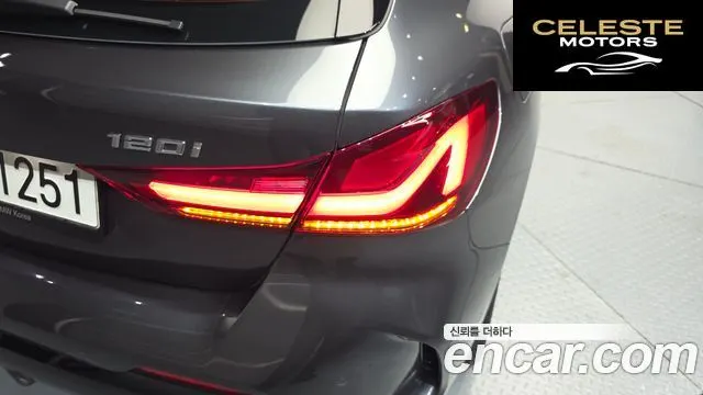 BMW Série 1 (F40) 120i M Sport 2021 — photo 9 sur 31