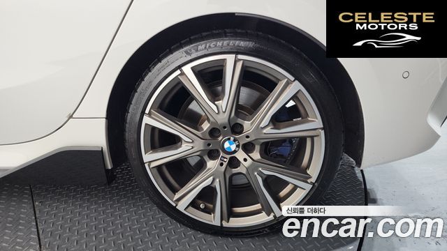 BMW Série 1 (F40) M135i xDrive 2024 — photo 6 sur 34