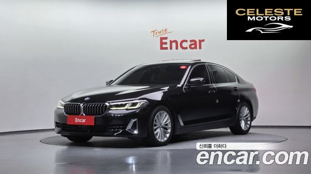 BMW Série 5 (G30) 520i Luxury 2022 — photo 1 sur 37