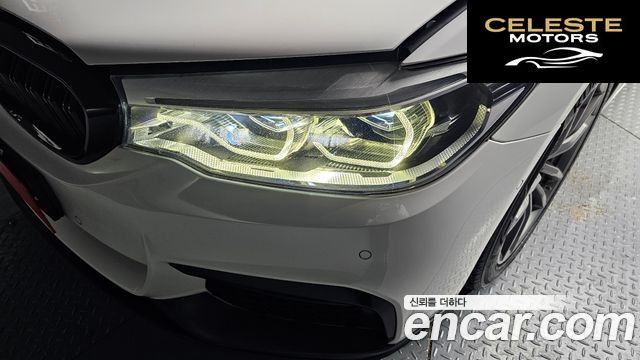 BMW Série 5 (G30) 530i M Sport Plus 2018 — photo 8 sur 33