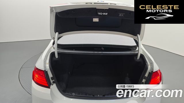 BMW Série 5 (F10) 528i 2014 — photo 25 sur 41