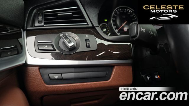 BMW Série 5 (F10) 528i 2014 — photo 28 sur 41