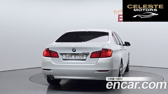 BMW Série 5 (F10) 528i 2014 — photo 3 sur 41
