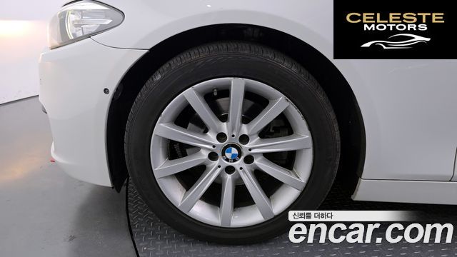 BMW Série 5 (F10) 528i 2014 — photo 4 sur 41