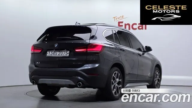 BMW X1 (F48) xDrive 18d xLine 2021 — photo 2 sur 41