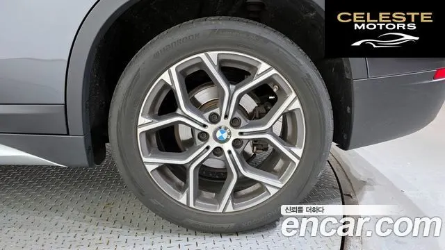BMW X1 (F48) xDrive 18d xLine 2021 — photo 7 sur 41