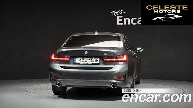 BMW Série 3 (G20) 320i 2022 — photo 4 sur 20