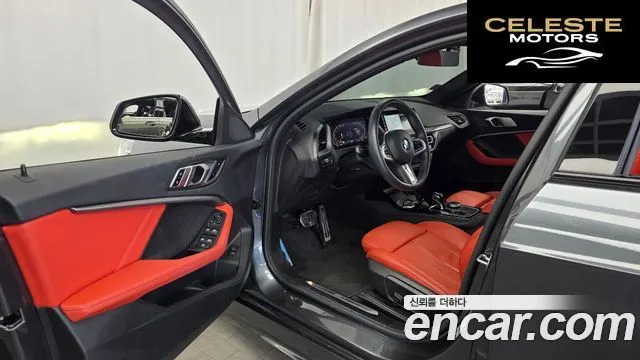 BMW Série 1 (F40) 120i M Sport 2021 — photo 13 sur 34