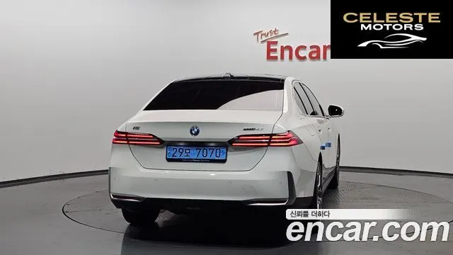 BMW i5 (G60) eDrive 40 2024 — photo 4 sur 35