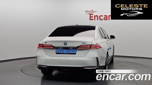 BMW i5 (G60) eDrive 40 2024 — photo 4 sur 35