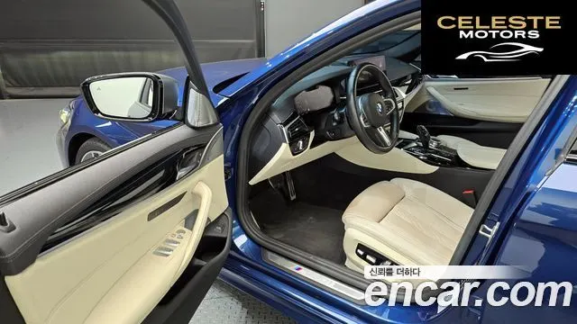 BMW Série 5 (G30) M550i xDrive 2021 — photo 13 sur 31
