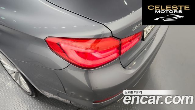 BMW Série 5 (G30) 530i xDrive Luxury Plus 2018 — photo 9 sur 37