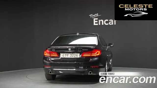 BMW Série 5 (G30) 530i xDrive Luxury Plus 2018 — photo 3 sur 35