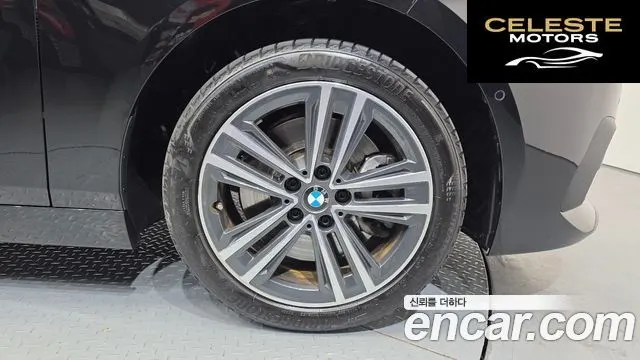BMW Série 2 Gran Coupé (F44) 220i 2021 — photo 5 sur 30