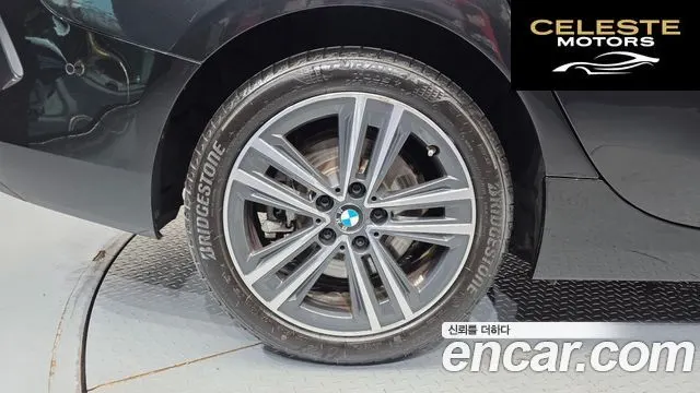 BMW Série 2 Gran Coupé (F44) 220i 2021 — photo 7 sur 30