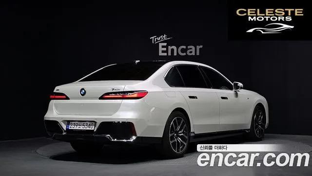BMW Série 7 (G70) 740i sDrive M Sport 2023 — photo 2 sur 32