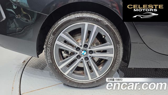 BMW Série 2 Gran Coupé (F44) 220i 2021 — photo 7 sur 30