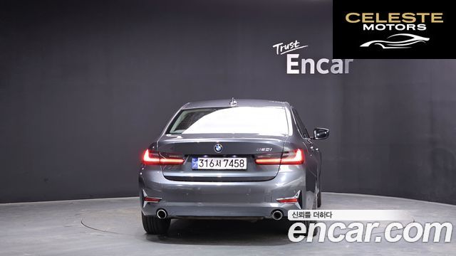 BMW Série 3 (G20) 320i Luxury 2021 — photo 4 sur 36