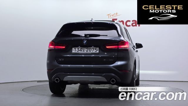 BMW X1 (F48) xDrive 18d xLine 2021 — photo 4 sur 41