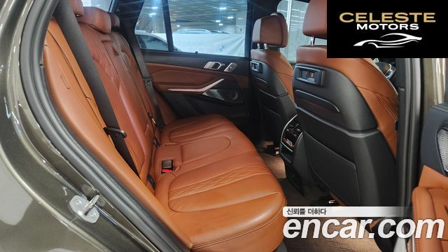 BMW X5 (G05) M50i 2023 — photo 10 sur 26