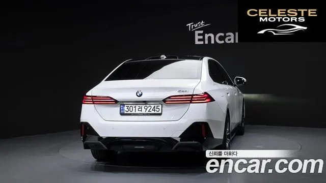 BMW Série 5 (G60) 520i M Sport 2024 — photo 4 sur 34