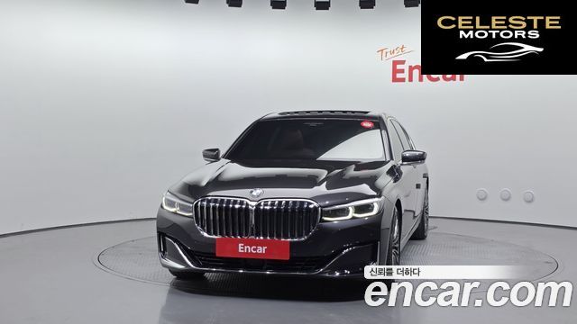 BMW Série 7 (G11) 730d xDrive Design Pure Excellence 2021 — photo 3 sur 26