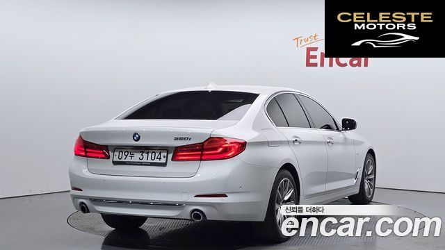 BMW Série 5 (G30) 520i Luxury 2018 — photo 2 sur 20