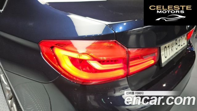 BMW Série 5 (G30) 530i M Sport Plus 2018 — photo 9 sur 33
