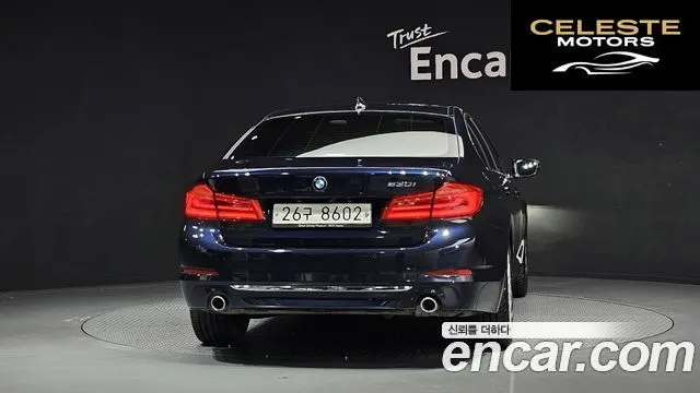 BMW Série 5 (G30) 530i Luxury Plus 2019 — photo 4 sur 20