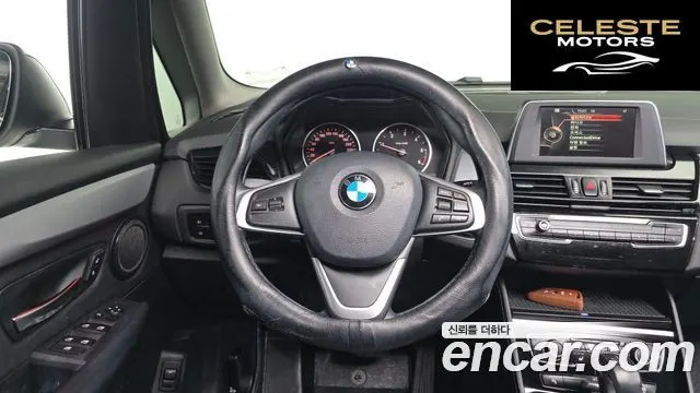 BMW Série 2 Active Tourer (F45) Joy 2016 — photo 12 sur 20