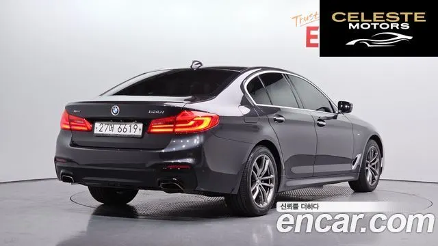 BMW Série 5 (G30) 530i xDrive M Sport 2018 — photo 2 sur 38