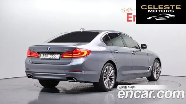BMW Série 5 (G30) 540i xDrive Luxury Plus 2018 — photo 2 sur 37