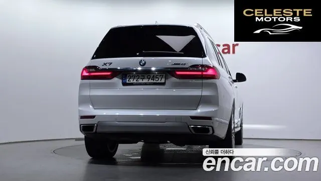 BMW X7 (G07) xDrive 40i Design Pure Excellence 6 places 2021 — photo 4 sur 32