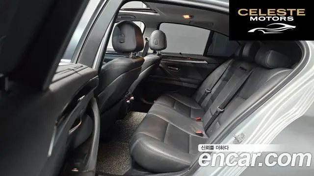 BMW Série 5 (F10) 528i 2014 — photo 12 sur 20