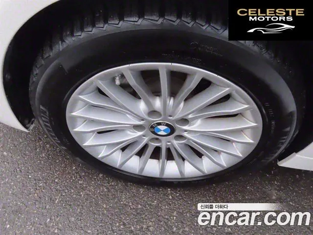 BMW Série 3 (F30) 320i Luxury 2016 — photo 18 sur 26
