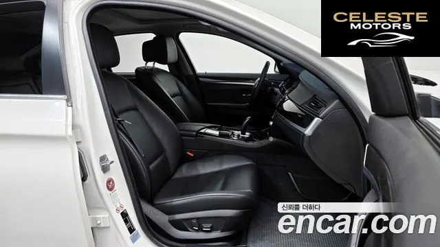 BMW Série 5 (F10) 528i 2013 — photo 11 sur 20
