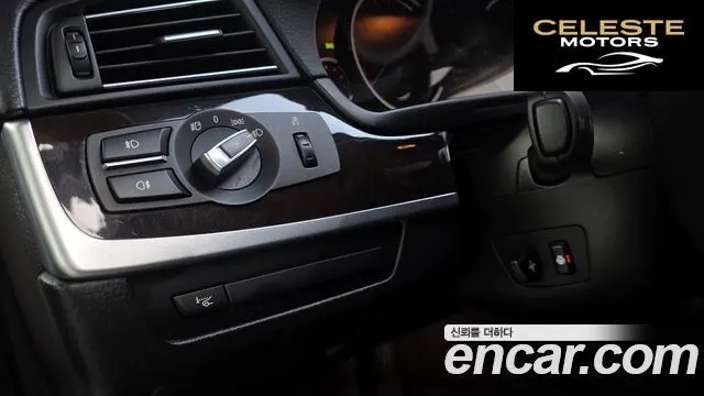 BMW Série 5 (F10) 528i 2013 — photo 19 sur 20