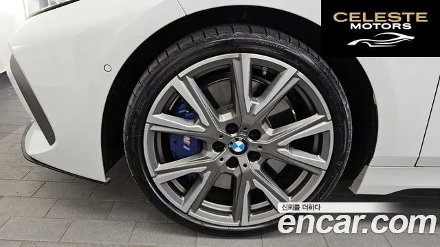BMW Série 1 (F40) M135i xDrive 2024 — photo 5 sur 42