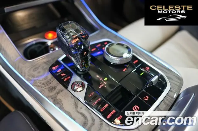 BMW X7 (G07) xDrive 30d Design Pure Excellence First Edition 6 places 2019 — photo 9 sur 26