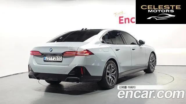 BMW Série 5 (G60) 520i M Sport 2024 — photo 2 sur 20